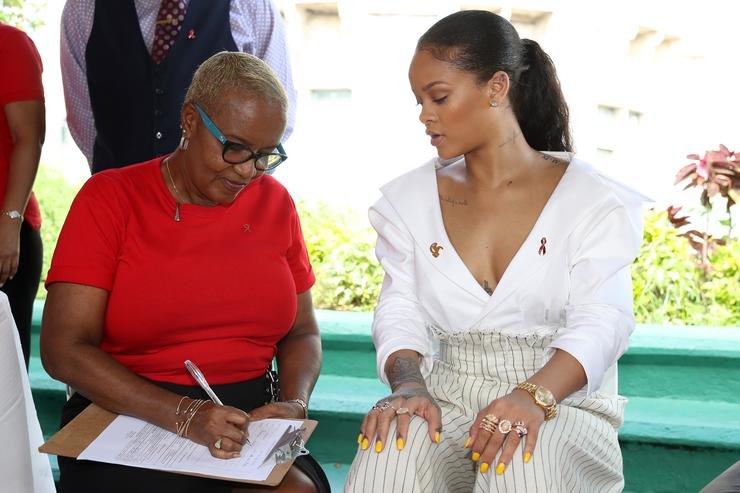 Rihanna Salutes Mia Mottley First Woman Elected Prime Minister Of Barbados Hipradar