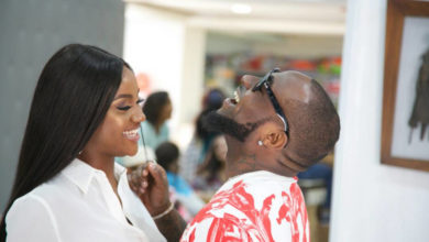 Nigerians Mistake Photos From Davido’s 1 Milli Video For His Wedding To Chioma